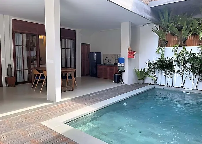 Hotel Eka Wood 4*