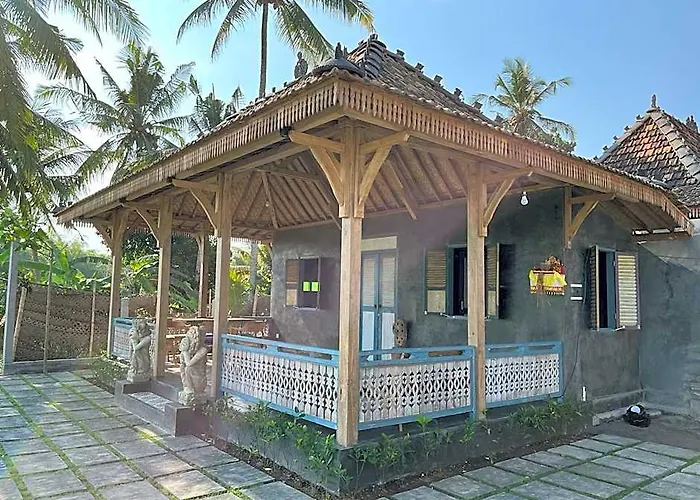 Hotel Eka Wood