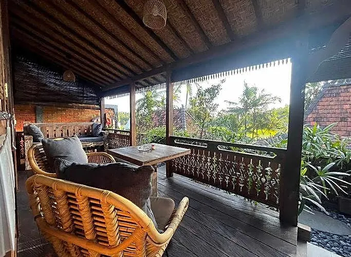 Hotel Eka Wood Singapadu Tengah