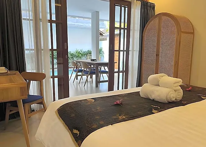 Eka Wood Hotel
