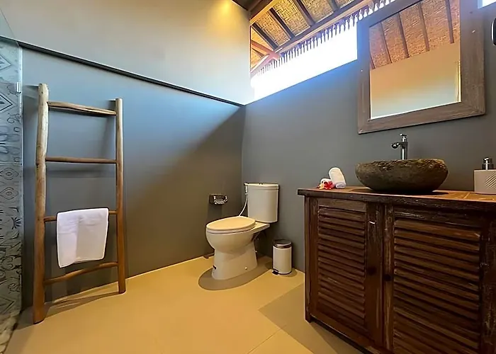 Eka Wood 4* Singapadu Tengah
