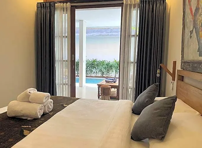 Eka Wood Hotel