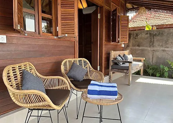 Eka Wood 4*